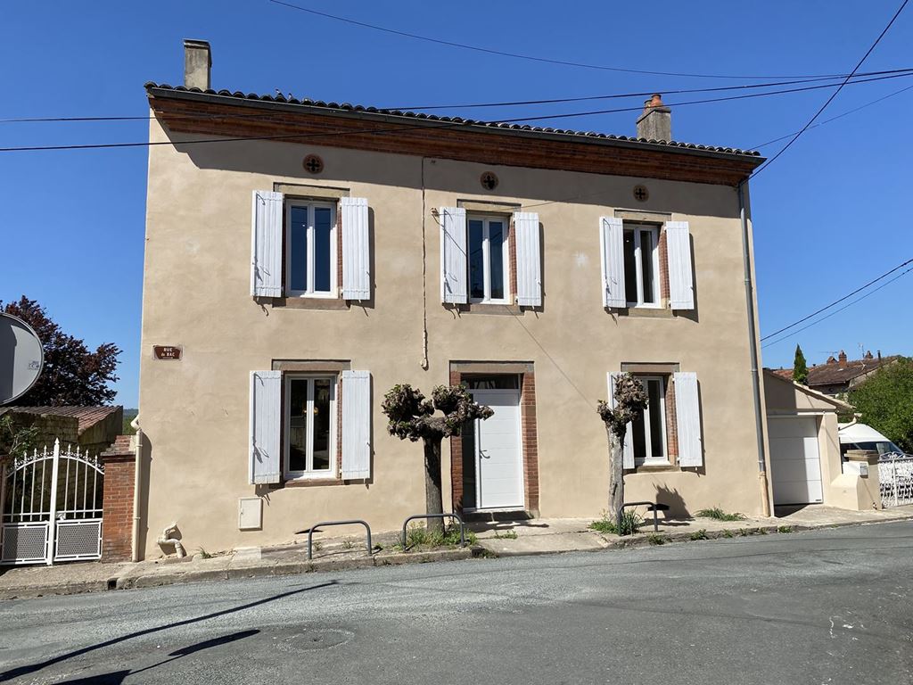 Maison de ville ST JUERY 420000€ CABINET PORTES IMMOBILIER